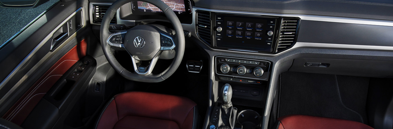 2021 Volkswagen Atlas Cross Sport Cockpit